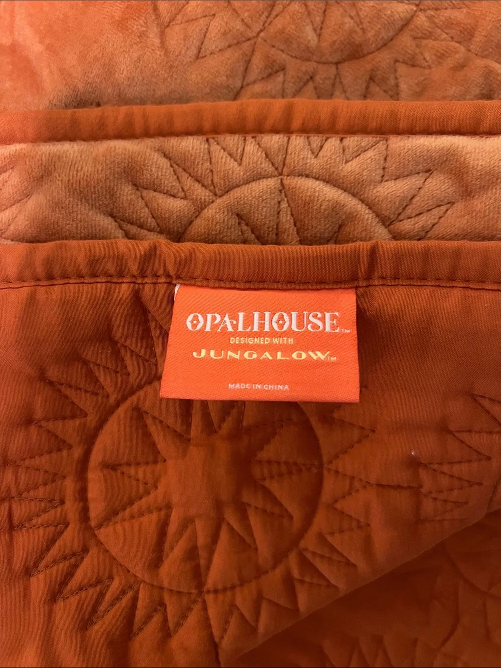 Sun Stitched Vintage Velvet Quilt Coral Opalhouse King with Sheet Set GUC